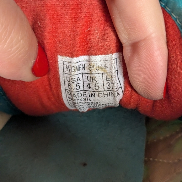 Saucony Jazz sz 6.5 Teal and Red sneakers - Picture 6 of 7